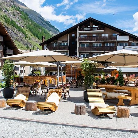 Schweizerhof Zermatt - A Small Luxury Hotel Zewnętrze zdjęcie